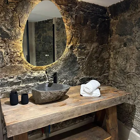 Apartmán Aprosmeno Jacuzzi House 6 *